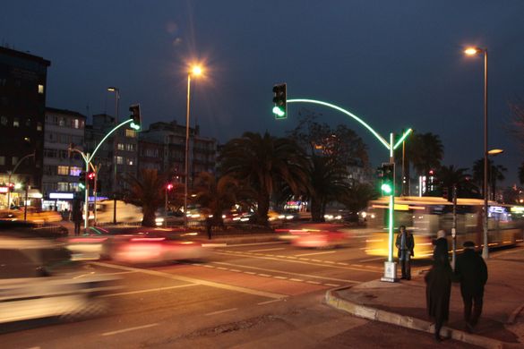 Алюминиевая опора для светофора, которая светится OOSP-2012