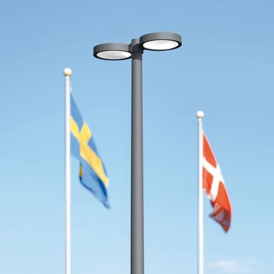Парковий світлодіодний світильник BEGA LED Luminaires Model 1 потужністю від 18 Вт до 53 Вт