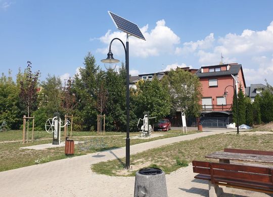 Комплект автономного паркового освітлення на сонячній панелі SLP 4M-1/S/12/150