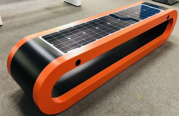 Парковая скамейка с солнечной батареей для подзарядки гаджетов SMART EKO CITY Model SC9