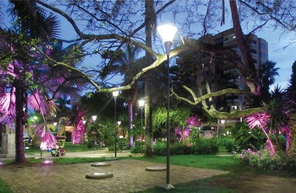 Парковий світлодіодний світильник Schreder Calla LED 38 Вт