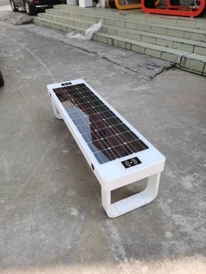 Паркова лавочка з сонячною батареєю для підзарядки гаджетів SMART EKO CITY Model SC2
