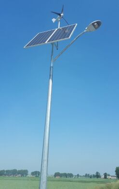 Комплект гибридного уличного освещения на ветрогенераторе и солнечной панели SHLP 8M-30/300/400-EKO
